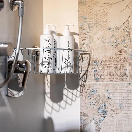 Villa Suflora - Thinker's Mengara